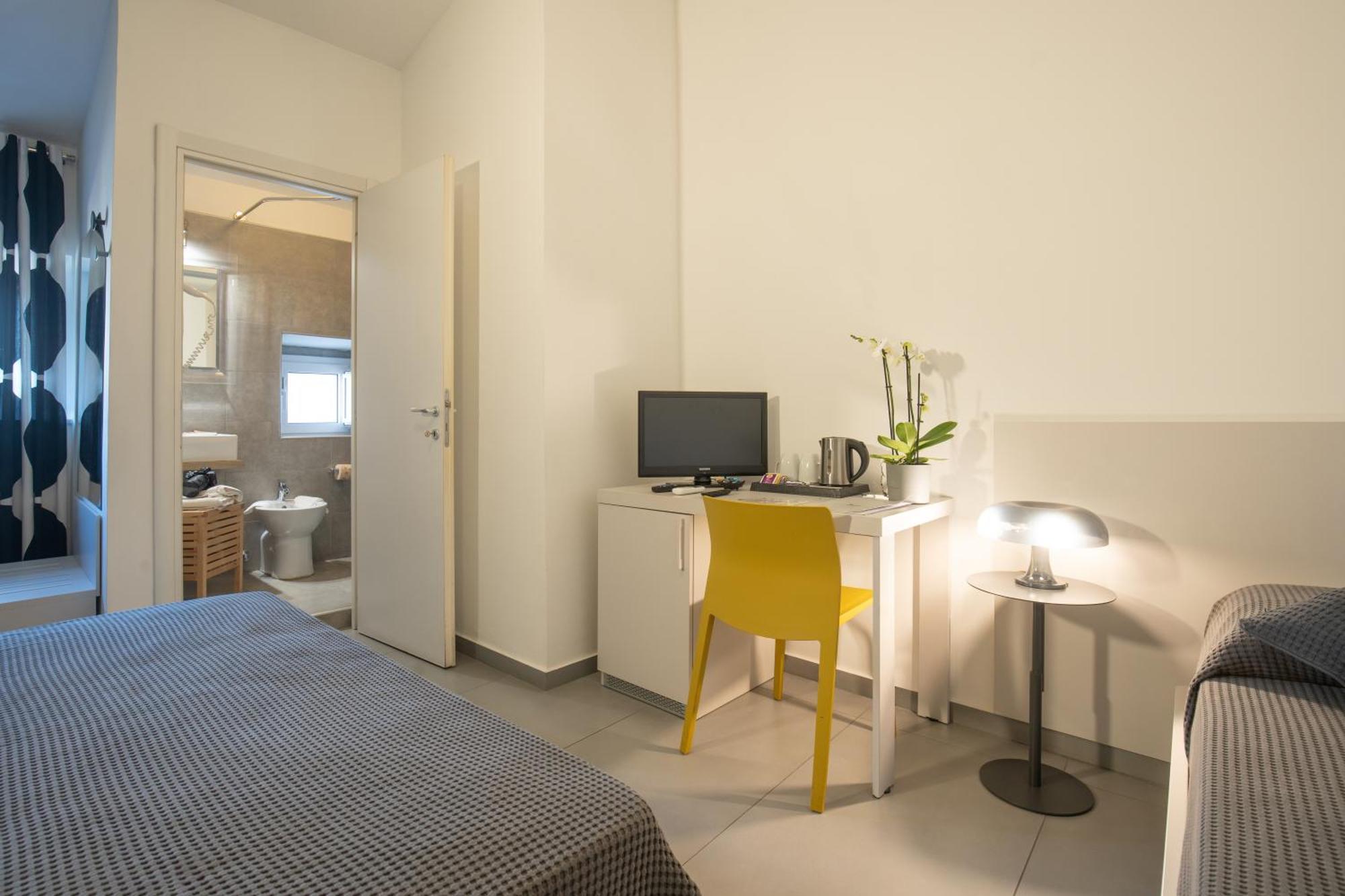 Suite Inn كاتانيا الغرفة الصورة
