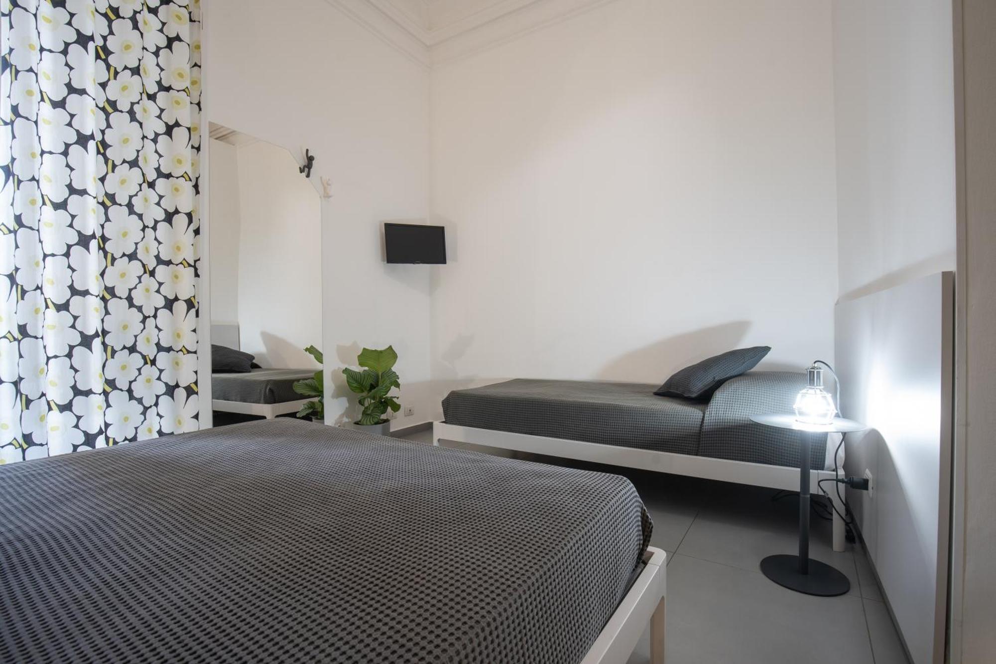Suite Inn كاتانيا الغرفة الصورة