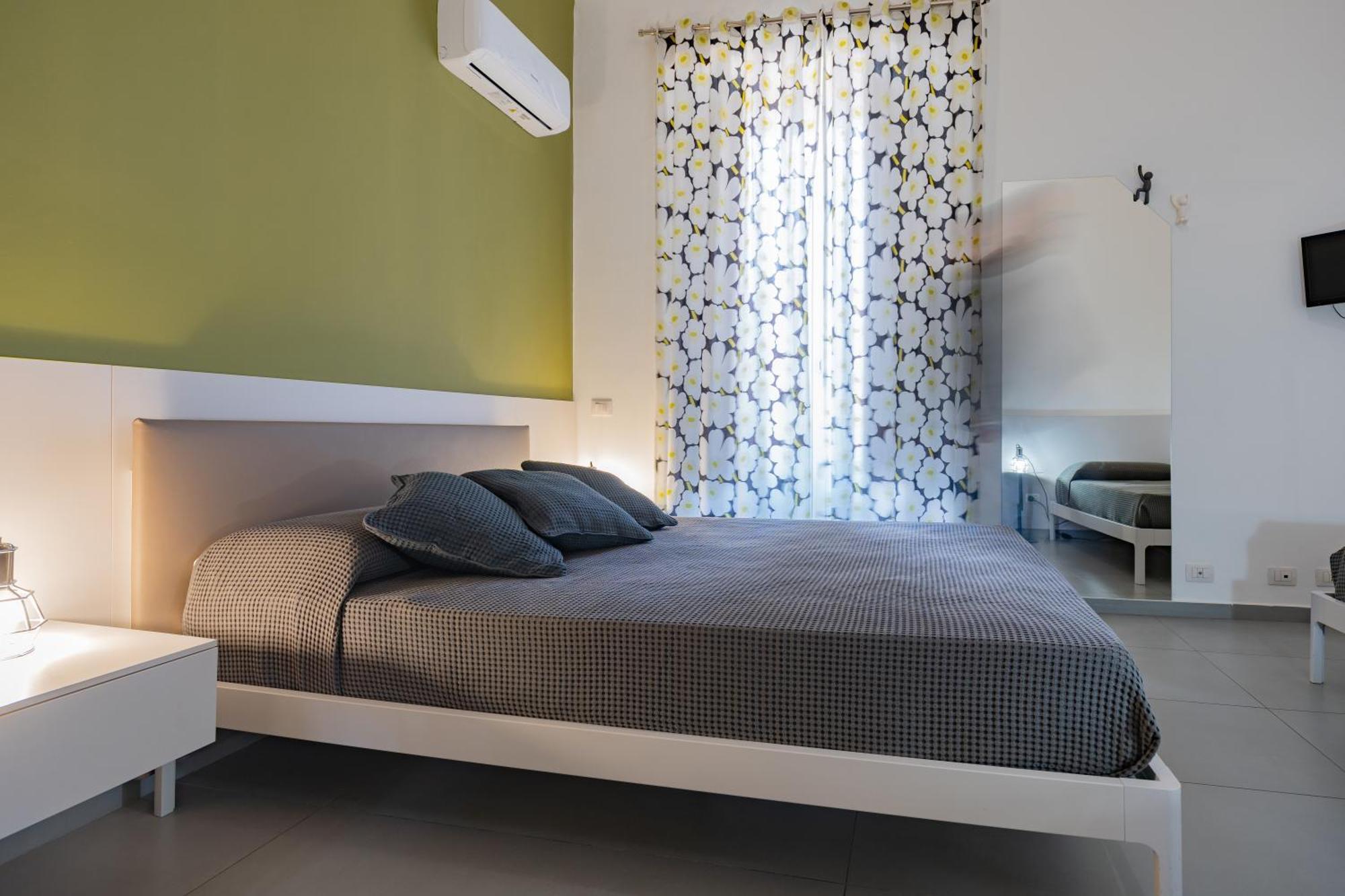 Suite Inn كاتانيا الغرفة الصورة