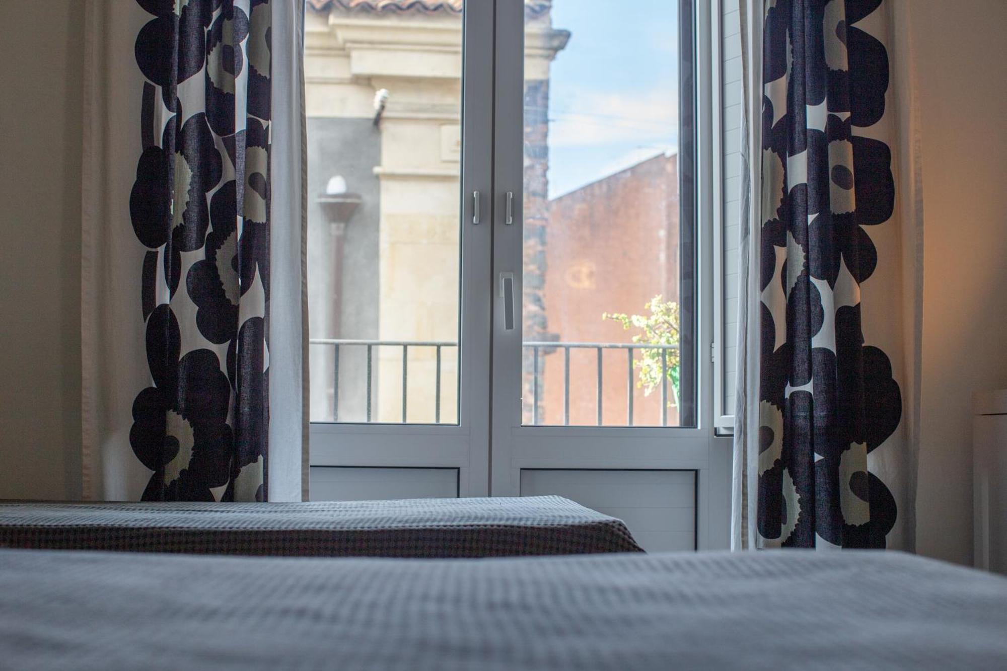 Suite Inn كاتانيا الغرفة الصورة